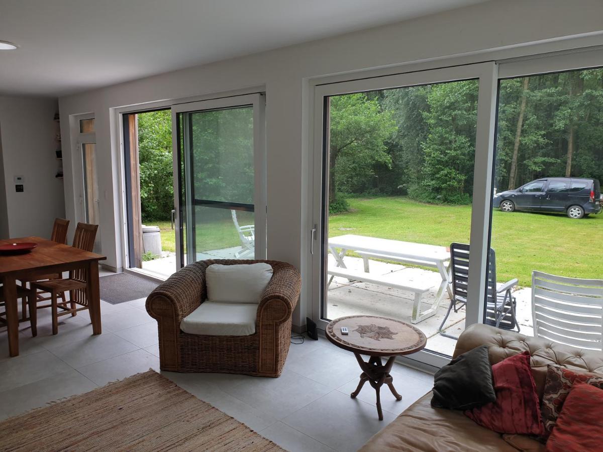 Eden Villa Sint-Pauwels Exteriör bild