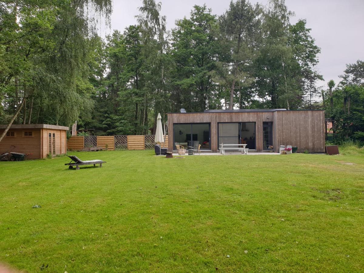 Eden Villa Sint-Pauwels Exteriör bild